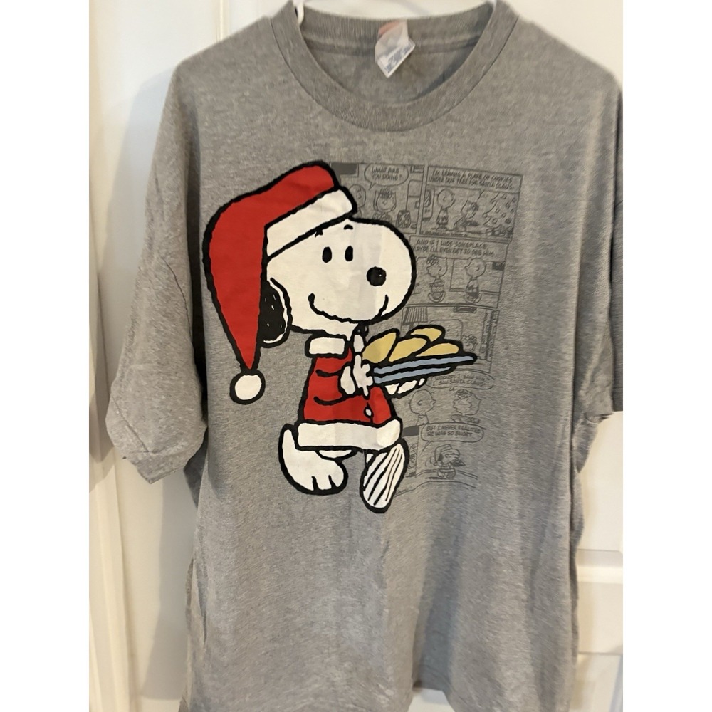 Snoopy T Shirt Christmas Cookie Mens 2XL Gray Heavy Cotton Peanuts Cartoon - Picture 2 of 7